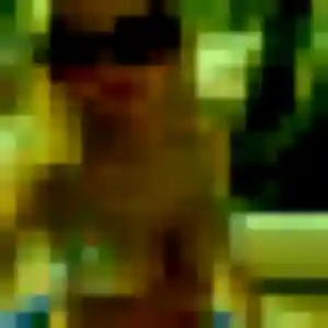 Photo exclusive de Dounia, 27 ans à Auneau-Bleury-Saint-Symphorien - plan discret