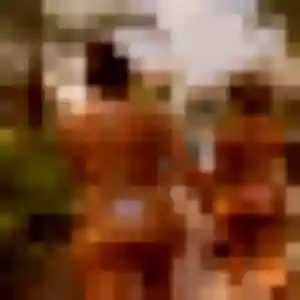 Photo de Anna à Baie-Mahault (44 ans) - rencontre libertine discret