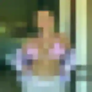 Photo de Louisa à Chanteloup-les-Vignes (38 ans) - rencontre libertine anonyme