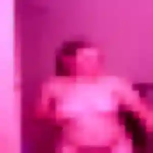 Cindy (21 ans) à Épinay-sous-Sénart cherche une rencontre maintenant