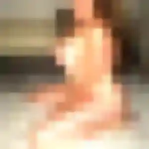 Rencontre Rachel, 25 ans à Laudun-l'Ardoise en privé