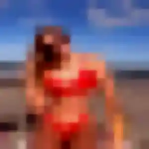 Rose-Marie, 21 ans, dispo pour rencontre libertine à Le Tampon
