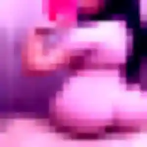 Charmante Bettina, 20 ans à Lège-Cap-Ferret - la contacter