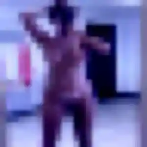 Photo de Noemie à Marcoussis (35 ans) - rencontre libertine sans inscription