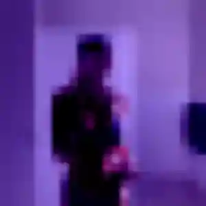 Zelda (34 ans) à Peyrolles-en-Provence propose un rencontre libertine ce soir