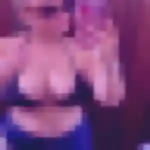 Ninon, 37 ans, en ligne à Pibrac pour un rencontre libertine
