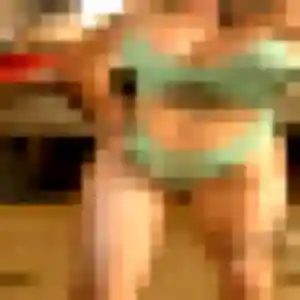 Wahiba, femme de 20 ans cherche rencontre libertine à Plougastel-Daoulas