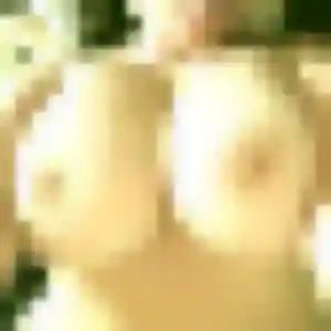 Photo exclusive de Malika, 25 ans à Saint-Pol-de-Léon - plan discret