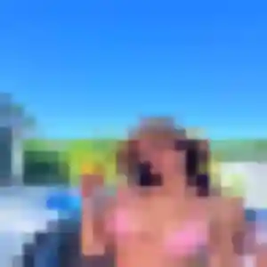 Flore, 26 ans, dispo pour rencontre libertine à Savigny-sur-Orge