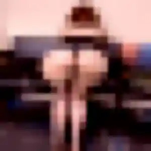 Francine, 40 ans, connectée à Valognes pour une rencontre coquine